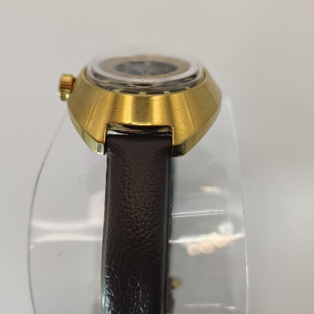 Vintage 1974 Timex Date Sunburst  Mechanical Wind Women's Watch Fully Restored‎ - Picture 4 of 10